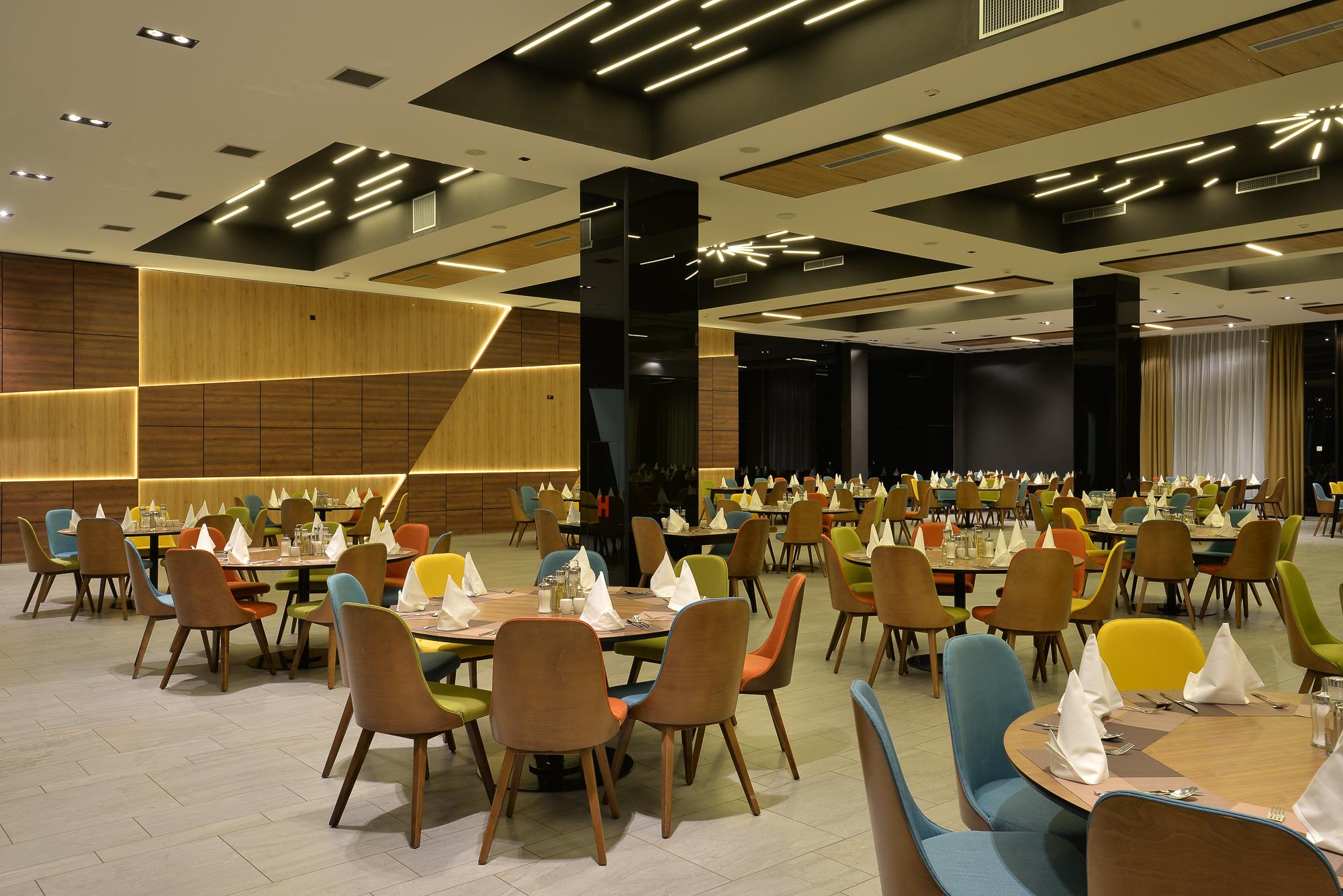 호텔 힐스 사라예보 콩그레스 앤 테르말 스파 리조트 Ilidža 외부 사진 The dining room